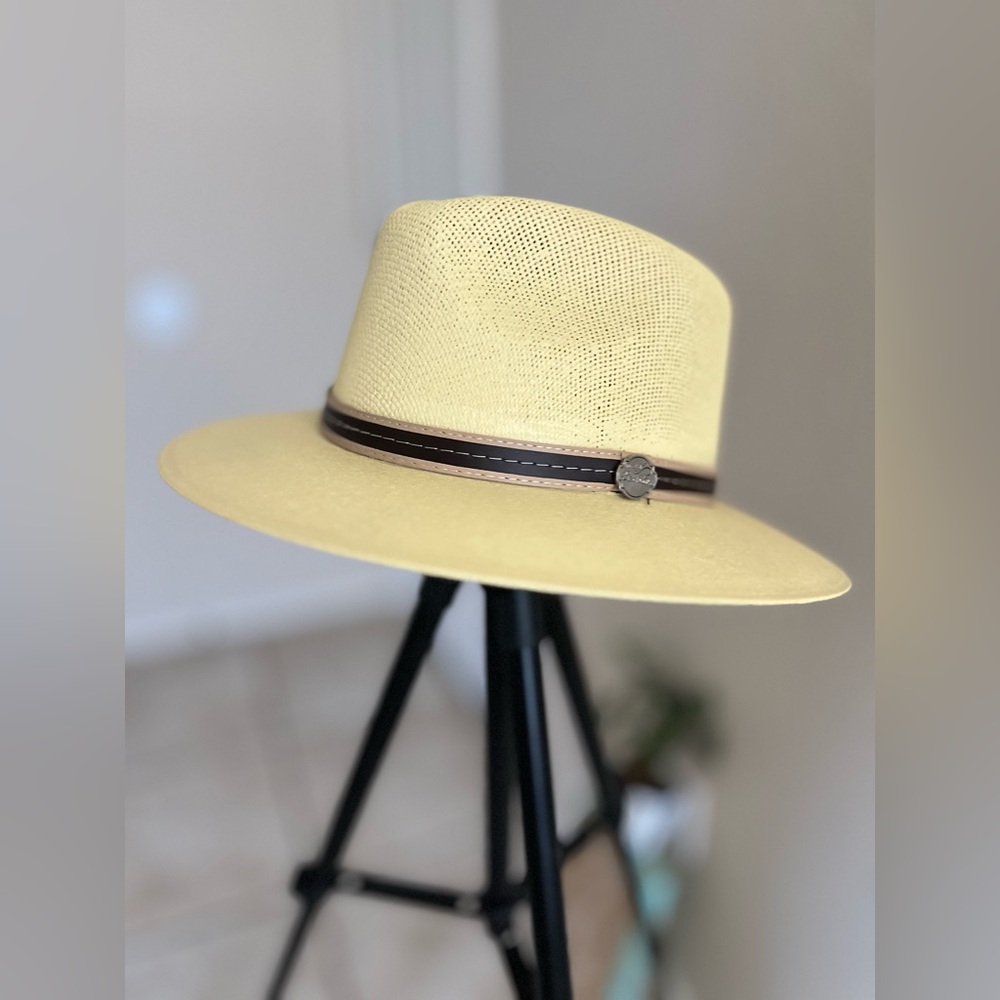 The old Beristain Hat